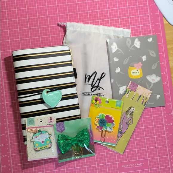 mommy lhey Other - NEW planner lot of 6 (mommy Lhey & simply Guilded)